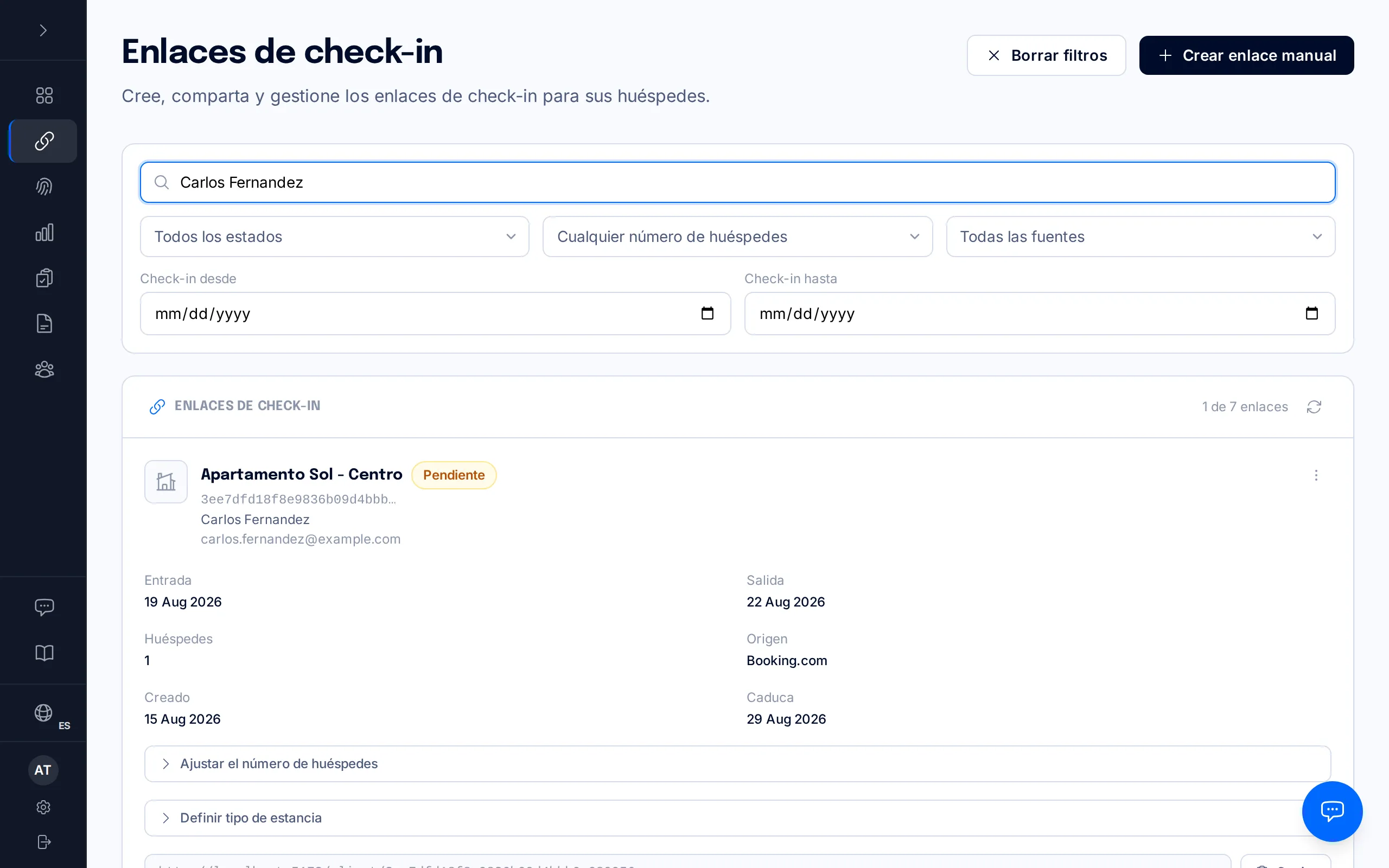 Tarjeta de un enlace de check-in con el estado, el botón Copiar y el botón Enviar email señalados
