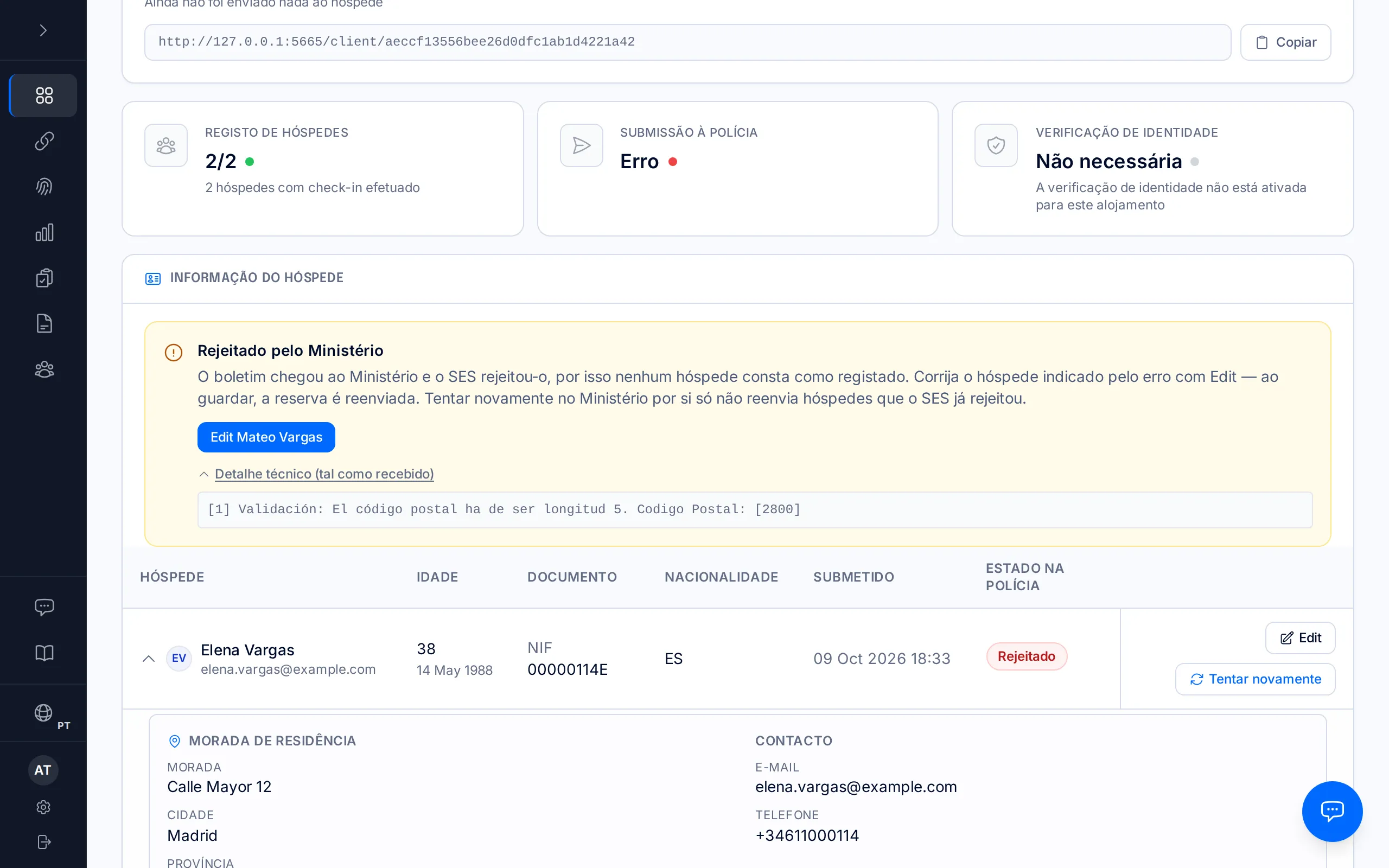 Página de uma reserva com o aviso «Rejeitado pelo Ministério» e o botão Edit para o hóspede indicado pelo erro.