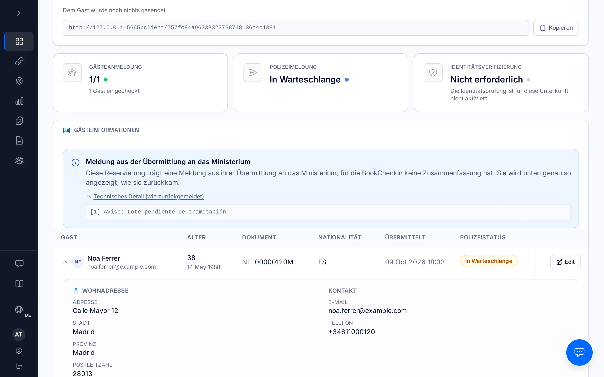 Seite einer Reservierung mit dem blauen Hinweis „Meldung aus der Übermittlung an das Ministerium“ und dem Text, wie er zurückkam.