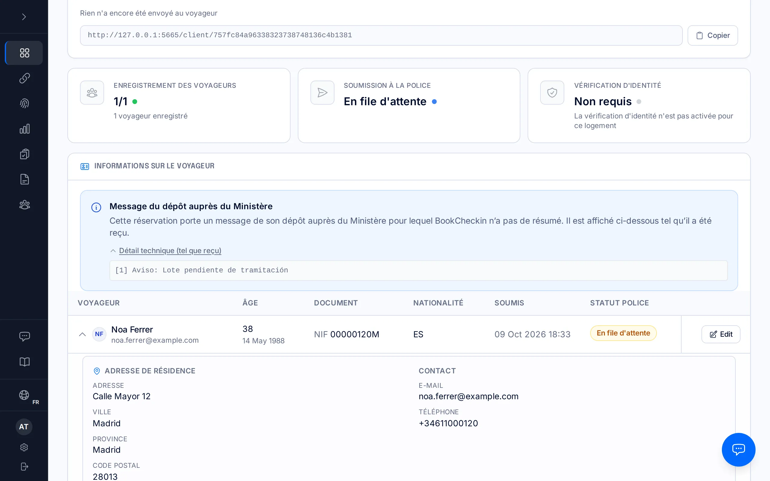 Page d'une réservation avec l'avis bleu « Message du dépôt auprès du Ministère » et le texte tel que reçu.