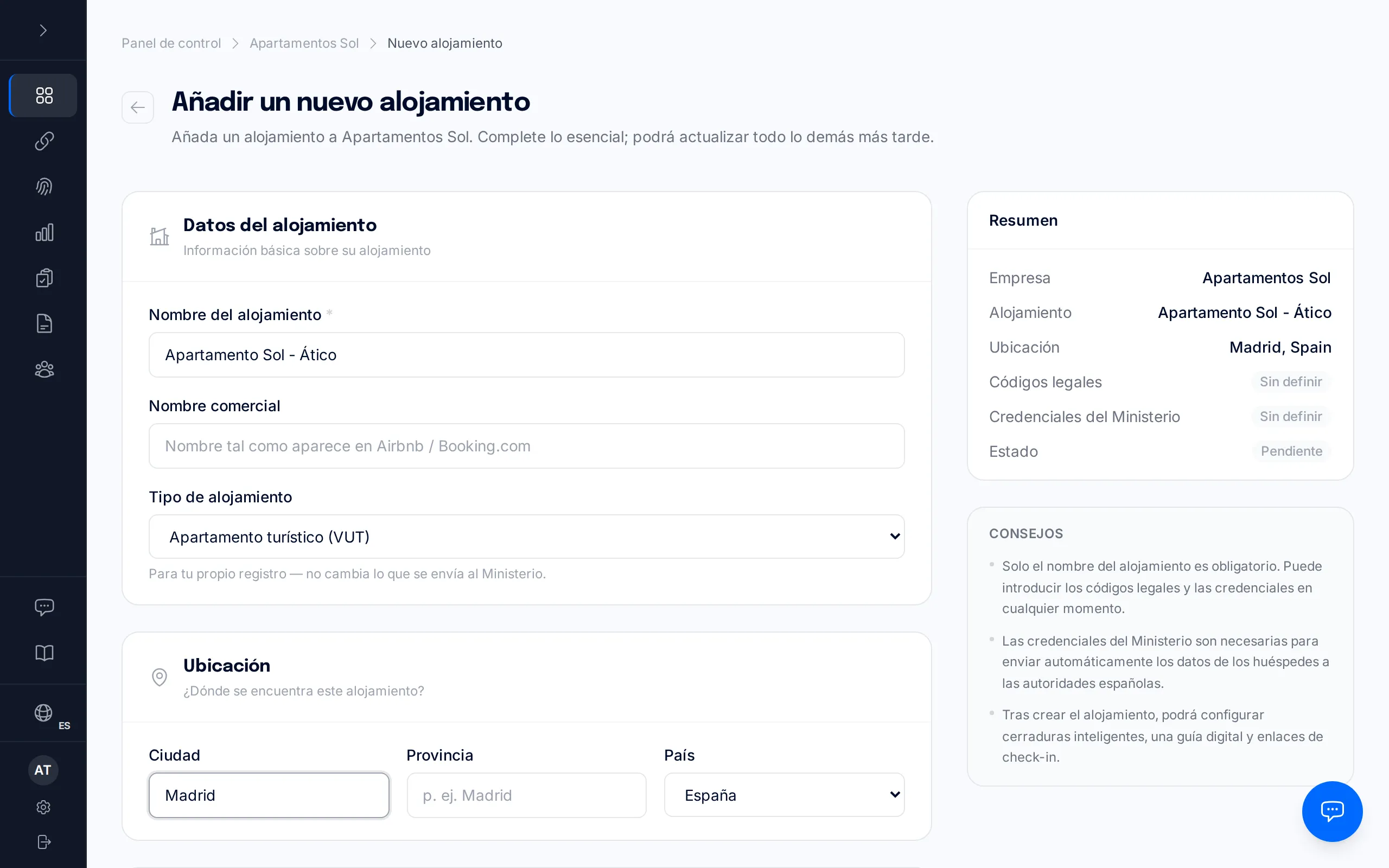 Formulario de nueva propiedad con los campos de nombre, tipo de alojamiento y ciudad.
